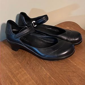 Aravon shoes - 43